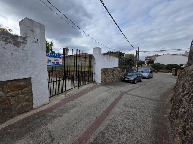 Casa en venta en Valdeobispo, Extremadura