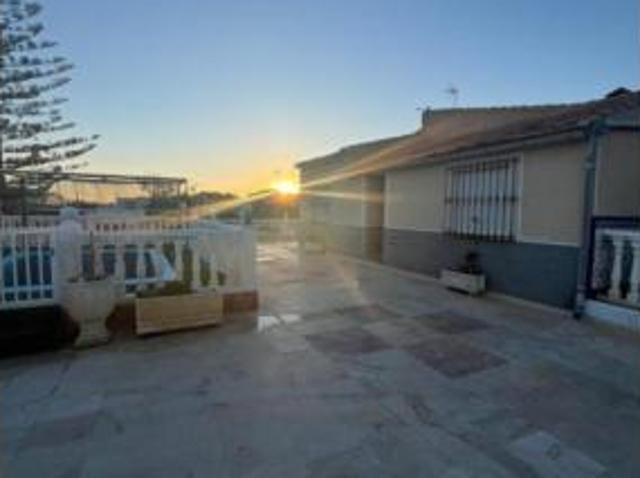 Chalet en venta en Albatera, Alacant / Alicante