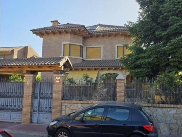 Chalet en venta en Distrito V, Alcalá De Henares