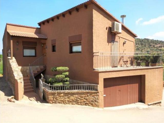 Villa en venta en Artesa De Segre, Vilves