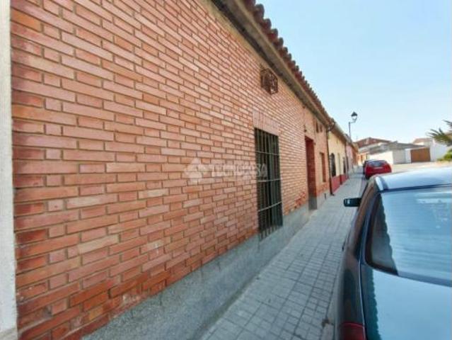 Chalet en venta en Ataquines, Castilla y León