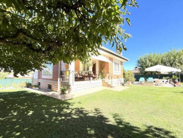 Chalet en venta en Iratxe, Ayegui