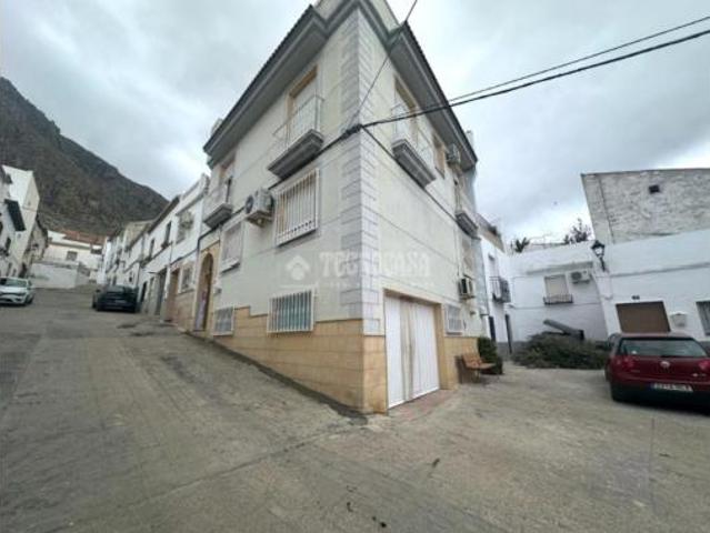 Chalet en venta en Bedmar Y Garcíez, Andalucía