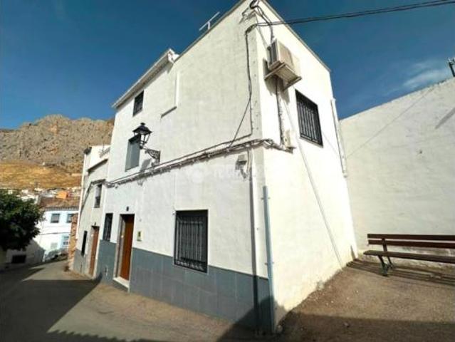 Chalet en venta en Bedmar, Bedmar y Garcíez