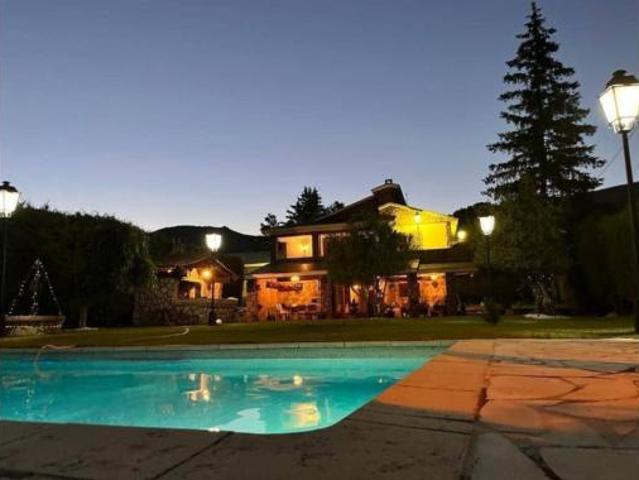 Chalet en venta en Sexmo de Lozoya, Bustarviejo