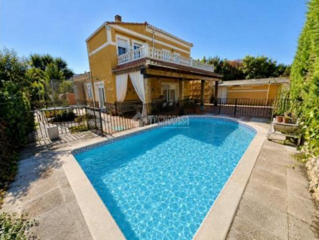 Chalet en venta en Cabanillas Del Campo, Castilla-La Mancha