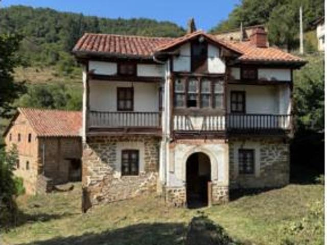 Chalet en venta en Cabezón De Liébana, Cantabria