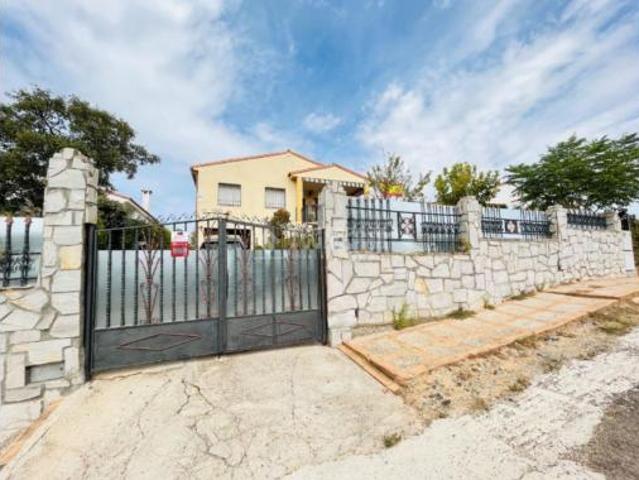 Chalet en venta en Cardiel De Los Montes, Castilla-La Mancha