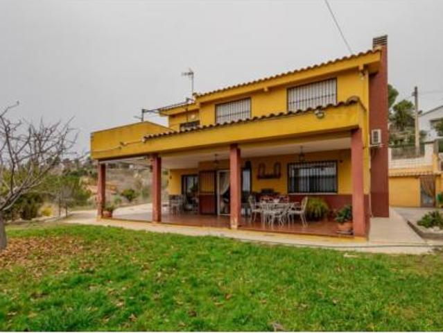 Chalet en venta en Chinchón, Madrid