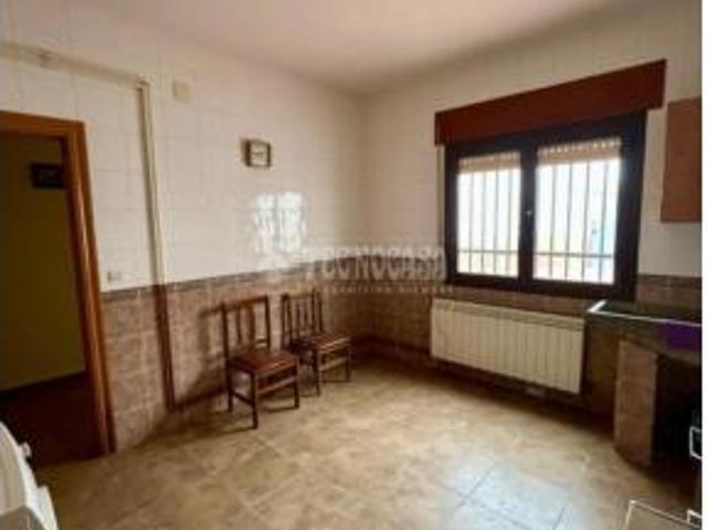 Chalet en venta en Corral De Almaguer, Castilla-La Mancha
