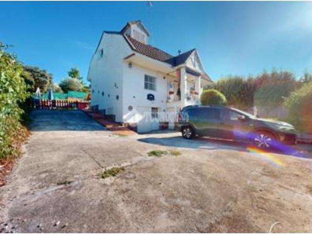 Chalet en venta en Montecalderón, El Casar