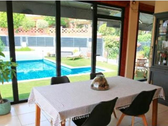 Chalet en venta en els Hostalets de Pierola, Anoia