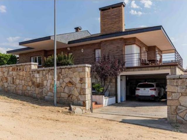Chalet en venta en Guadarrama, Madrid