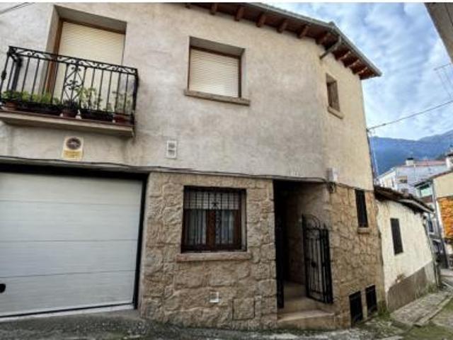 Chalet en venta en Guisando, Castilla y León