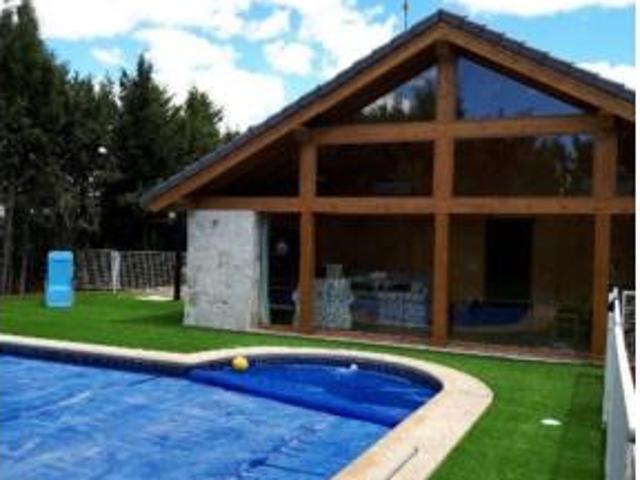 Chalet en venta en Hontoba, Castilla-La Mancha