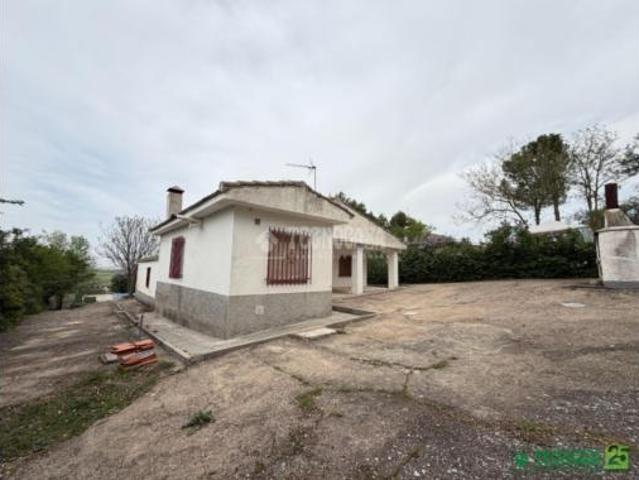 Chalet en venta en Illana, Castilla-La Mancha