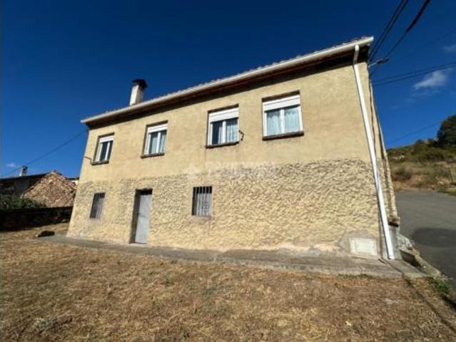 Chalet en venta en La Robla, Castilla y León