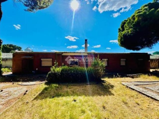 Chalet en venta en Laguna De Duero, Castilla y León