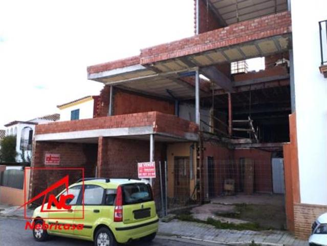 Chalet en venta en Lebrija, Andalucía