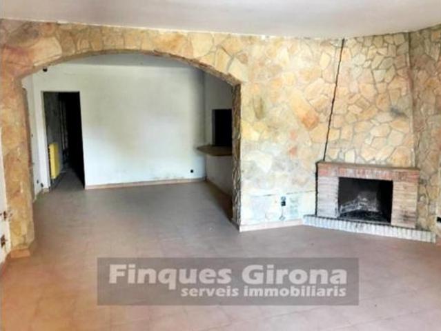 Chalet en venta en Mata, Gironès