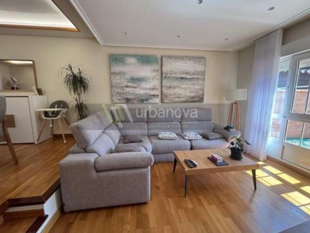 Chalet en venta en Montesoria, Logroño