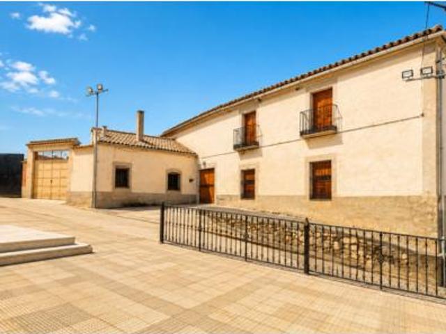 Chalet en venta en Lucillos, Castilla-La Mancha