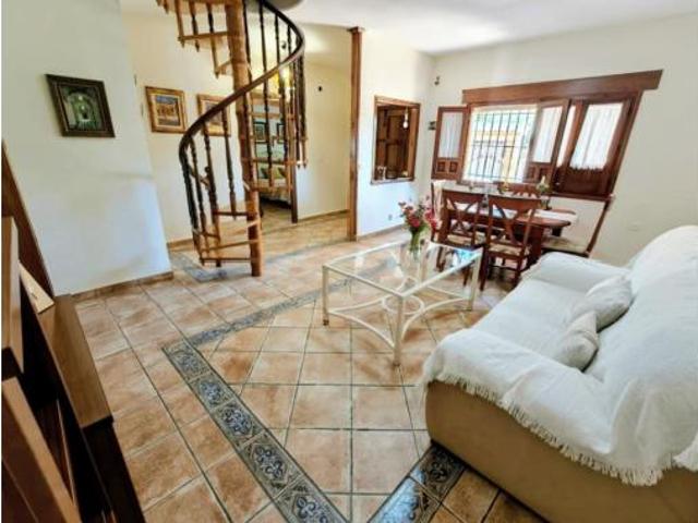 Chalet en venta en Puerto de la Torre, Málaga-Costa del Sol