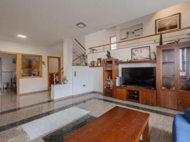 Chalet en venta en Olías Del Rey, Castilla-La Mancha