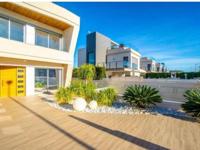 Chalet en venta en Dehesa de Campoamor, el Baix Segura / La Vega Baja