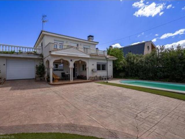 Chalet en venta en Paracuellos De Jarama, Madrid