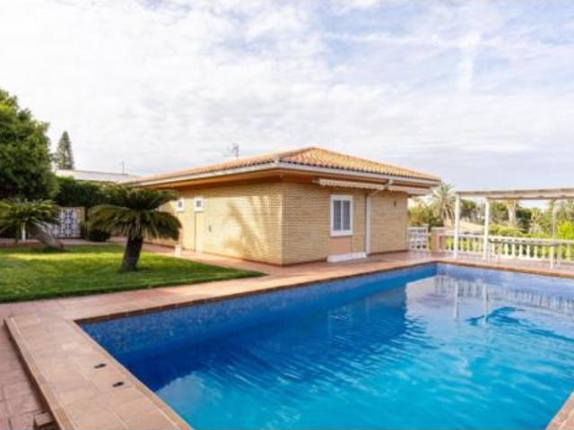 Chalet en venta en Urbanització Tancat de l'Alter, l'Horta Sud