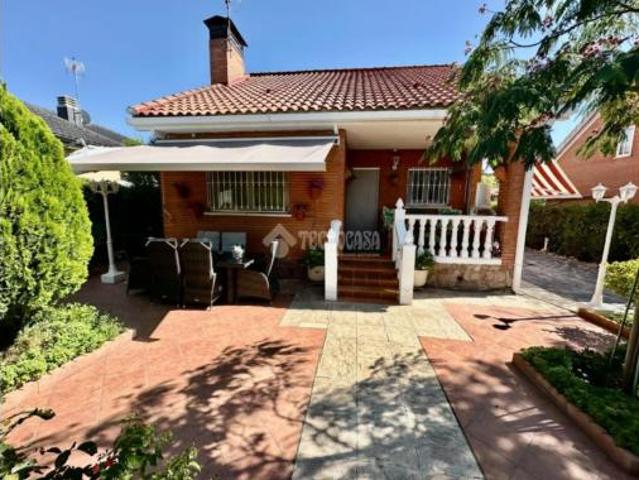 Chalet en venta en Las Suertes, Pioz