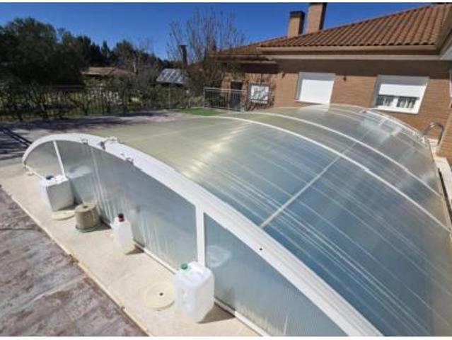Chalet en venta en El Chaparral, Pioz