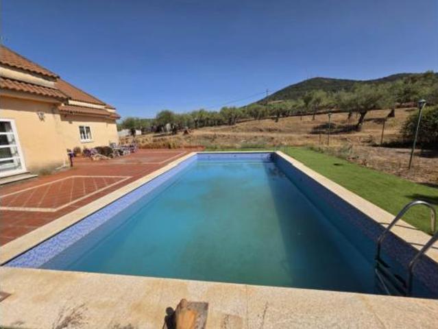 Chalet en venta en El Pilar, Plasencia