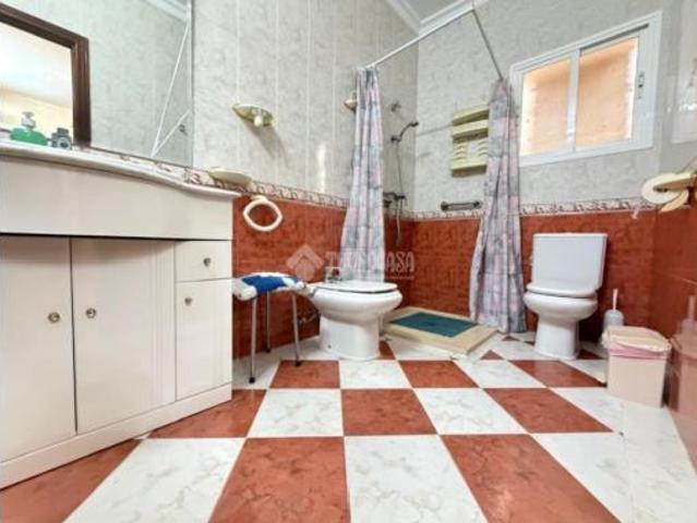 Chalet en venta en Puente Genil, Andalucía