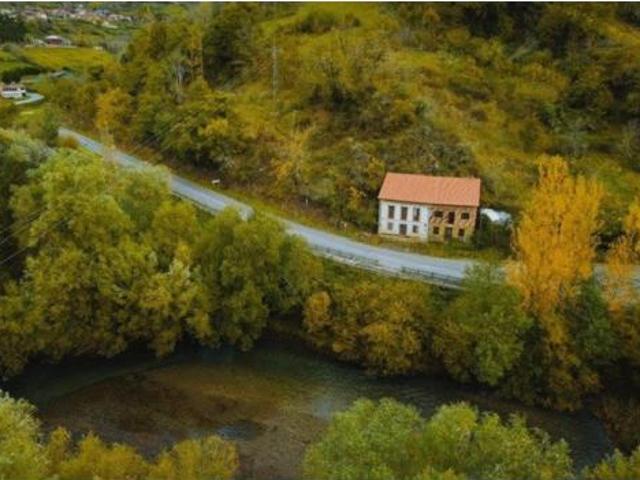 Chalet en venta en Quirós, Asturias