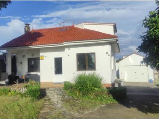 Villa en venta en Rianxo, A Marquesa