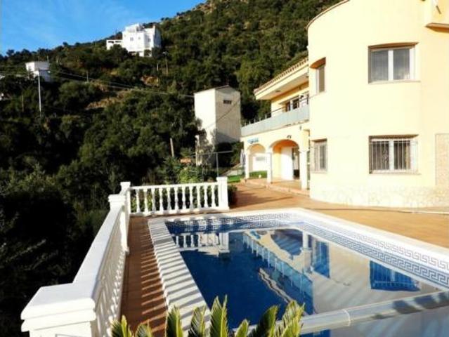 Chalet en venta en el Mas Oliva, Alt Empordà