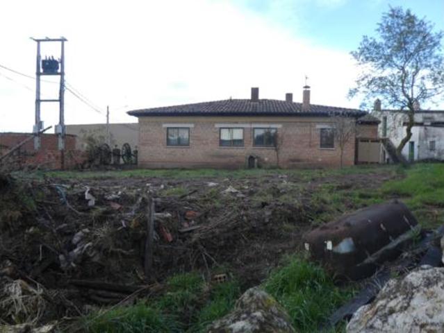 Chalet en venta en Santa María Del Campo, Castilla y León