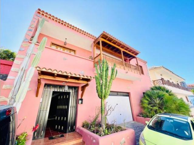 Chalet en venta en Santa Úrsula, Canarias