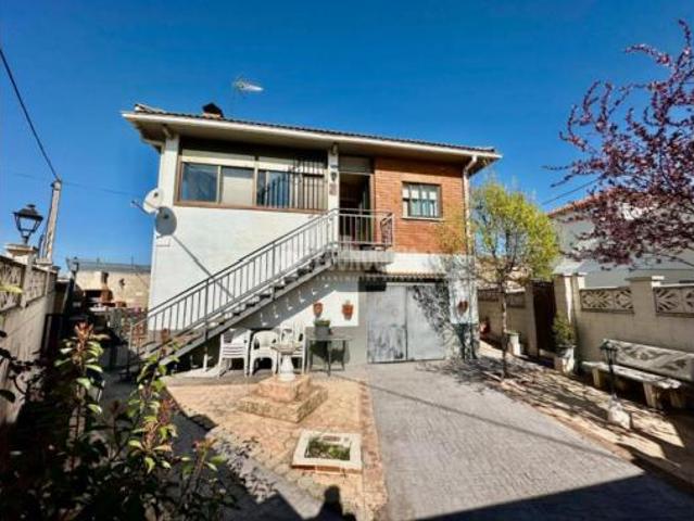 Chalet en venta en Santorcaz, Madrid
