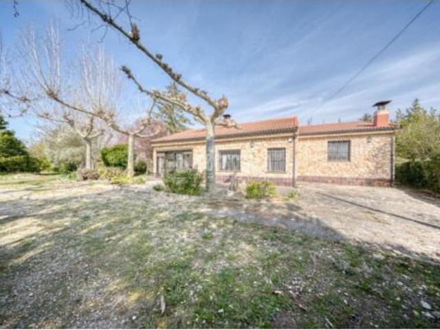 Chalet en venta en Tudela De Duero, Castilla y León