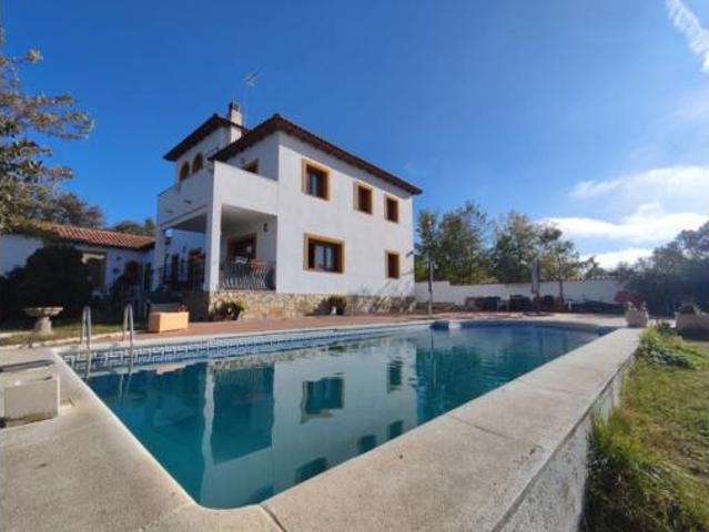 Villa en venta en Sevilla La Nueva, Los Cortijos
