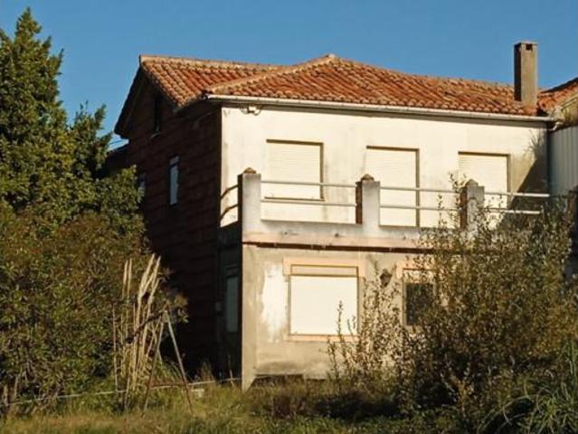 Chalet en venta en Cortiguera, Suances
