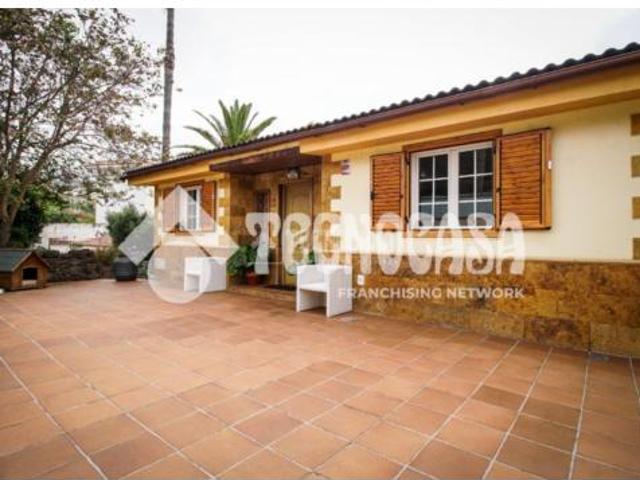 Villa en venta en Tacoronte, Urbanización Jardín del Sol