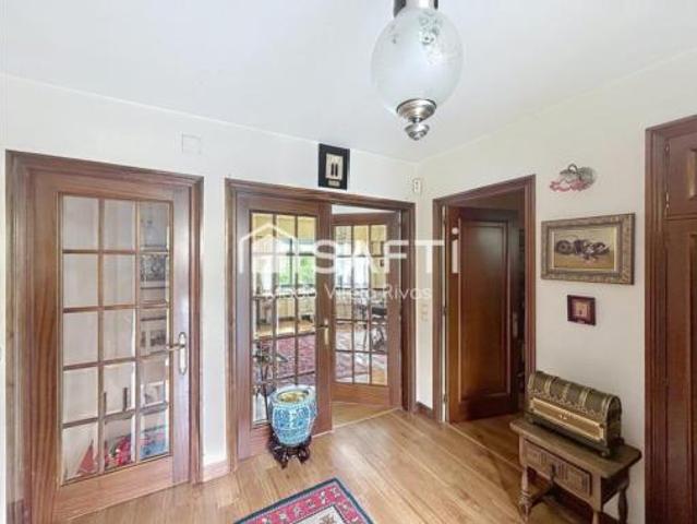 Chalet en venta en Os Tilos, Santiago