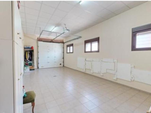 Chalet en venta en Torre Del Campo, Andalucía