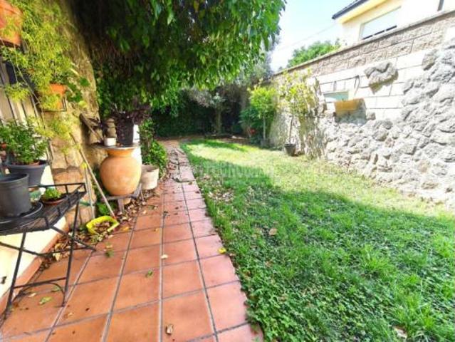 Villa en venta en Torrelaguna
