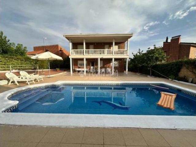 Chalet en venta en Caraquiz, Uceda