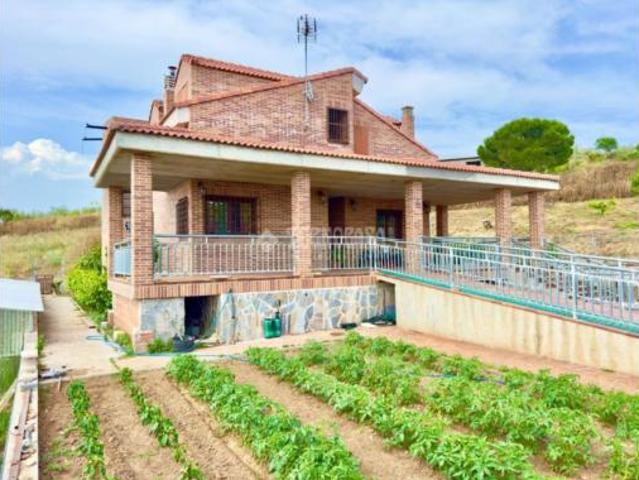 Chalet en venta en Valdeavero, Madrid